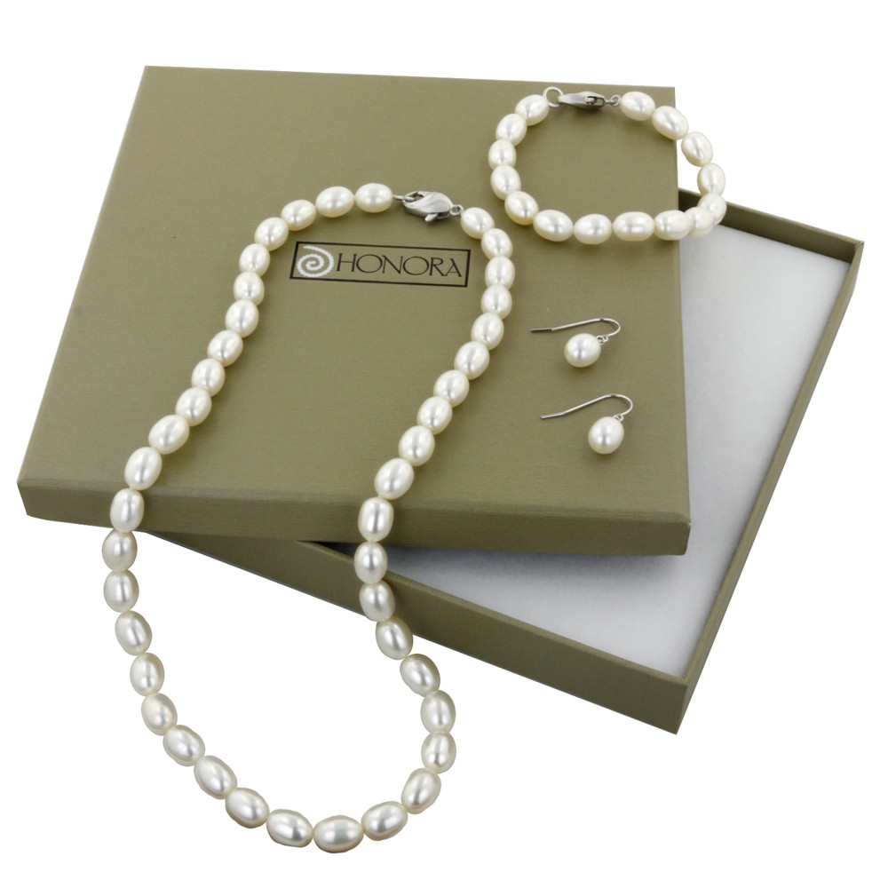 7.5-8mm Cultured Freshwater Pearl Necklace in Sterling Silver - 18 - White