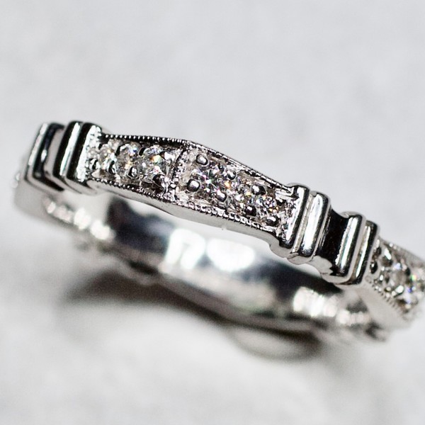 VS Signature Diamond Ring (.42ctw.)