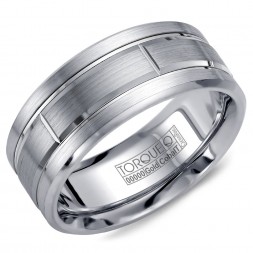 A Torque Ring In White Cobalt With A Brushed White Gold Center.
