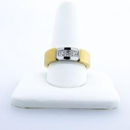 Men's 18KT Diamond Ring